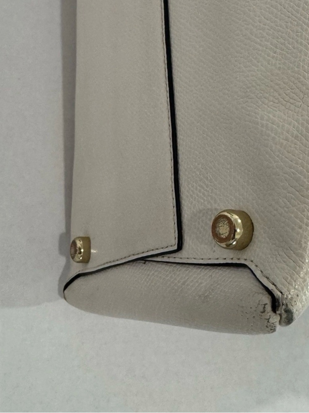 Coach Two-Tone Black and Cream Leather Tote-needs a touch of love - Picture 8 of 12